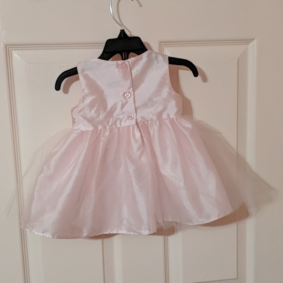 George 6 - 9 Months Pink / White Dress
Tulle EUC - Picture 5 of 5